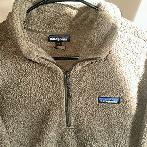 Women’s Patagonia Quarter Zip